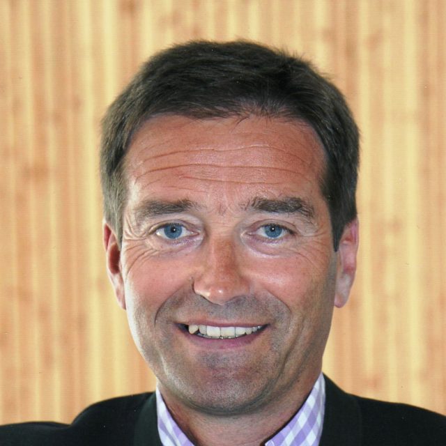 Dir. Josef Präsent